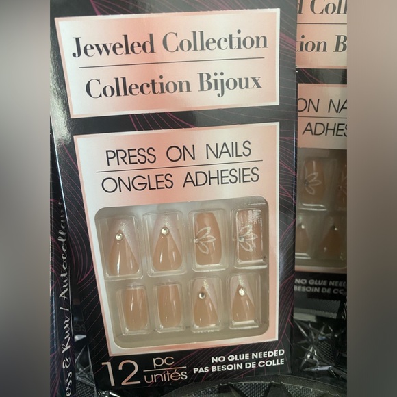 🆕💅🏻 b•pure Press-On Nails Collection. Brand new! 7 piece collection! - Picture 4 of 4